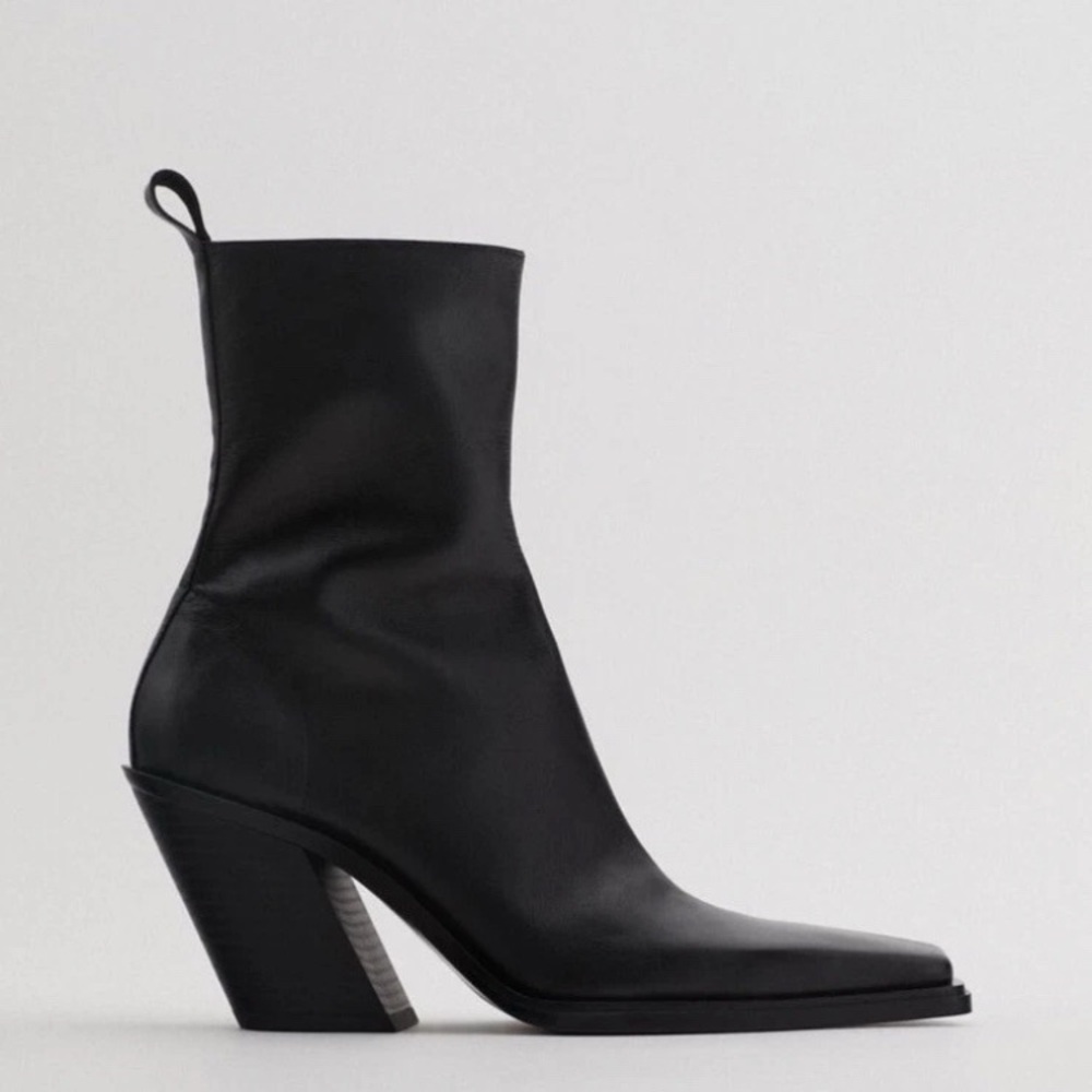 Zara Black Pointed Toe Leather Ankle Boots